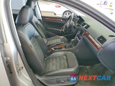 Zdjęcie 7 z 12 samochodu: 2013 VOLKSWAGEN PASSAT SEL VIN:1VWCN7A34DC074300 - miniatura