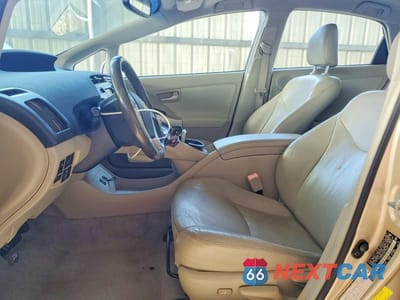 Zdjęcie 7 z 12 samochodu: 2010 TOYOTA PRIUS V VIN:JTDKN3DU9A0150697 - miniatura