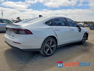 Trzecie zdjęcie samochodu z tyłu: 2024 HONDA ACCORD HYBRID SPORT VIN:1HGCY2F59RA090777 - miniatura