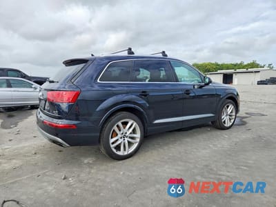 Trzecie zdjęcie samochodu z tyłu: 2017 AUDI Q7 PRESTIGE VIN:WA1VAAF70HD020373 - miniatura