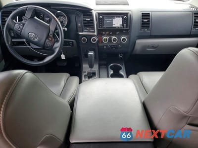 Zdjęcie 8 z 13 samochodu: 2018 TOYOTA SEQUOIA LIMITED VIN:5TDJY5G19JS165004 - miniatura