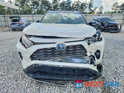 Piąte zdjęcie samochodu w środku: 2019 TOYOTA RAV4 HYBRID XSE VIN:JTMEWRFV7KJ009822 - miniatura