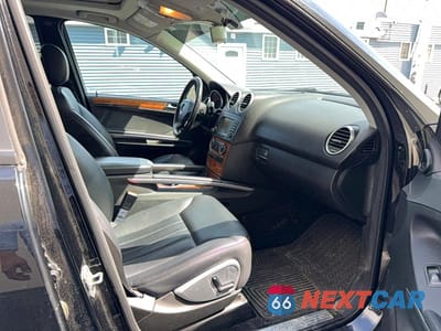 Piąte zdjęcie samochodu w środku: 2008 MERCEDES-BENZ ML 350 VIN:4JGBB86E98A356324 - miniatura