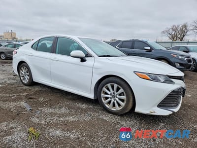 Czwarte zdjęcie samochodu z boku: 2019 TOYOTA CAMRY VIN:4T1B11HK1KU790966 - miniatura