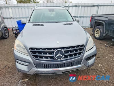 Piąte zdjęcie samochodu w środku: 2012 MERCEDES-BENZ ML 350 4MATIC VIN:4JGDA5HB4CA088529 - miniatura