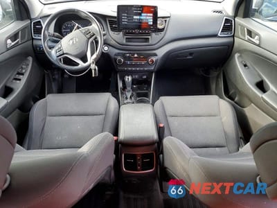 Zdjęcie 8 z 11 samochodu: 2017 HYUNDAI TUCSON SPORT VIN:KM8J33A26HU529529 - miniatura
