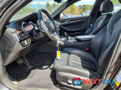 Zdjęcie 7 z 13 samochodu: 2017 BMW 530 XI VIN:WBAJA7C32HWA70446 - miniatura