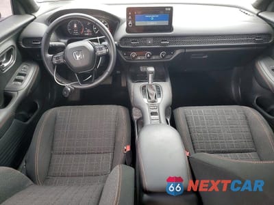 Zdjęcie 8 z 13 samochodu: 2026 HONDA HR-V SPORT VIN:3CZRZ2H56TM708158 - miniatura