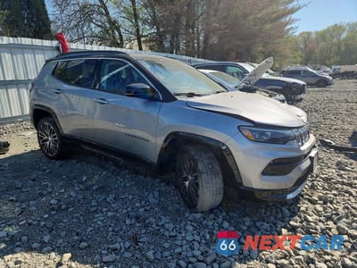 Czwarte zdjęcie samochodu z boku: 2022 JEEP COMPASS LIMITED VIN:3C4NJDCB2NT193527 - miniatura