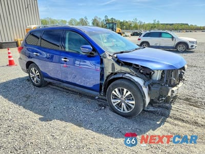 Czwarte zdjęcie samochodu z boku: 2018 NISSAN PATHFINDER SV VIN:5N1DR2MN8JC660517 - miniatura