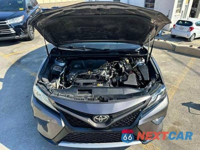 Zdjęcie 9 z 10 samochodu: 2018 TOYOTA CAMRY XSE VIN:4T1B61HK1JU511449 - miniatura