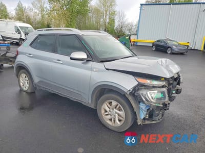 Czwarte zdjęcie samochodu z boku: 2020 HYUNDAI VENUE SEL VIN:KMHRC8A36LU018114 - miniatura