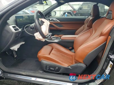 Zdjęcie 7 z 12 samochodu: 2025 BMW M4 COMPETITION VIN:WBS43BA09SCU10096 - miniatura