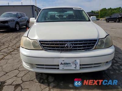 Piąte zdjęcie samochodu w środku: 2003 TOYOTA AVALON XL VIN:4T1BF28B13U273935 - miniatura