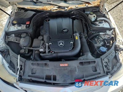 Zdjęcie 11 z 12 samochodu: 2013 MERCEDES-BENZ C 250 VIN:WDDGF4HB8DA810184 - miniatura