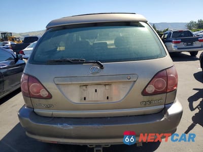 Zdjęcie 6 z 13 samochodu: 1999 LEXUS RX 300 VIN:JT6GF10U2X0023853 - miniatura