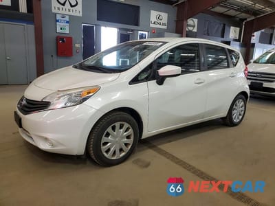 2015 NISSAN VERSA NOTE SV 3N1CE2CP5FL367266 - główne zdjęcie licytacji z USA - miniatura