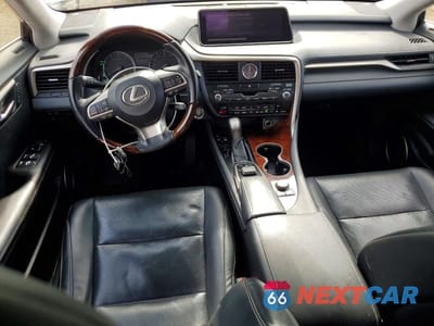 Zdjęcie 8 z 13 samochodu: 2019 LEXUS RX 350 L VIN:JTJDZKCAXK2020705 - miniatura