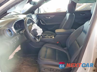Zdjęcie 7 z 14 samochodu: 2025 CHEVROLET BLAZER RS VIN:3GNKBERS1SS110093 - miniatura