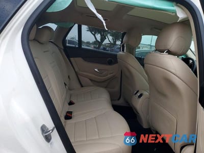 Zdjęcie 11 z 13 samochodu: 2020 MERCEDES-BENZ GLC 300 VIN:W1N0G8DB4LV261833 - miniatura