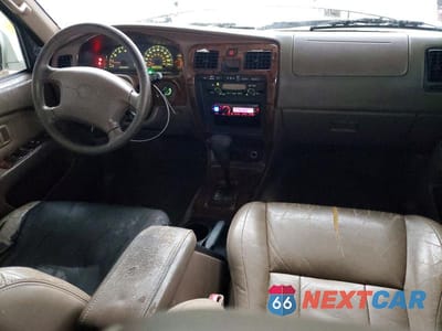 Zdjęcie 8 z 12 samochodu: 2000 TOYOTA 4RUNNER LIMITED VIN:JT3GN87R3Y0154835 - miniatura