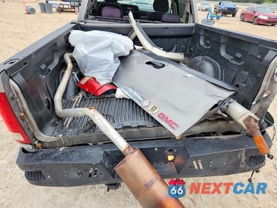 Zdjęcie 12 z 12 samochodu: 2008 GMC SIERRA K1500 VIN:3GTEK13338G227217 - miniatura