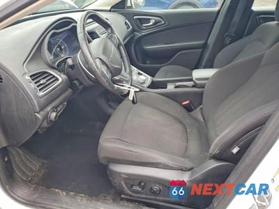 Zdjęcie 7 z 12 samochodu: 2015 CHRYSLER 200 LIMITED VIN:1C3CCCAB8FN749523 - miniatura