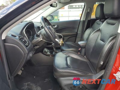 Zdjęcie 7 z 13 samochodu: 2019 JEEP COMPASS LIMITED VIN:3C4NJDCBXKT723206 - miniatura