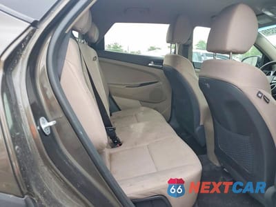 Zdjęcie 11 z 13 samochodu: 2019 HYUNDAI TUCSON VALUE VIN:KM8J33A47KU977917 - miniatura