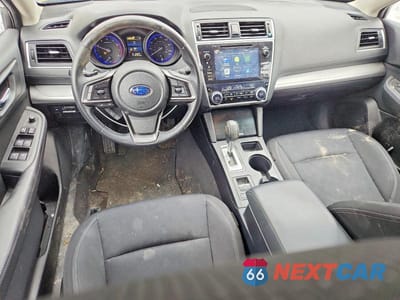 Zdjęcie 8 z 13 samochodu: 2018 SUBARU LEGACY 2.5I PREMIUM VIN:4S3BNAC67J3042729 - miniatura