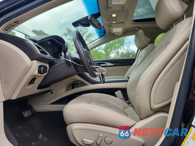 Zdjęcie 7 z 12 samochodu: 2019 LINCOLN MKZ RESERVE II VIN:3LN6L5E9XKR613912 - miniatura