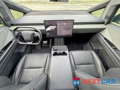 Zdjęcie 9 z 14 samochodu: 2024 TESLA CYBERTRUCK VIN:7G2CEHEE3RA048554 - miniatura