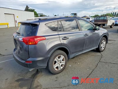 Trzecie zdjęcie samochodu z tyłu: 2015 TOYOTA RAV4 LE VIN:JTMZFREV5FJ049695 - miniatura