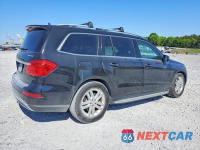 Trzecie zdjęcie samochodu z tyłu: 2014 MERCEDES-BENZ GL 350 BLUETEC VIN:4JGDF2EE2EA330512 - miniatura