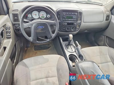 Zdjęcie 8 z 12 samochodu: 2006 FORD ESCAPE XLS VIN:1FMYU02Z26KA22786 - miniatura