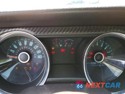 Zdjęcie 9 z 12 samochodu: 2014 FORD MUSTANG VIN:1ZVBP8AMXE5203683 - miniatura
