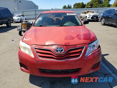 Piąte zdjęcie samochodu w środku: 2010 TOYOTA CAMRY LE VIN:4T4BF3EKXAR012266 - miniatura