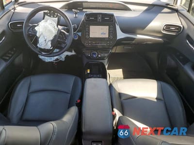 Zdjęcie 8 z 13 samochodu: 2022 TOYOTA PRIUS VIN:JTDKAMFU5N3178807 - miniatura