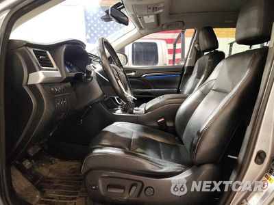 Zdjęcie 7 z 13 samochodu: 2014 TOYOTA HIGHLANDER LIMITED PLATINUM VIN:5TDDKRFH8ES033958 - miniatura