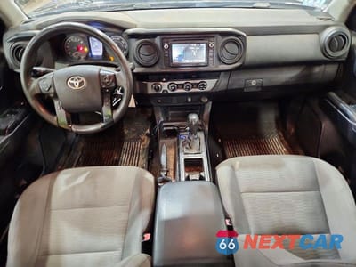 Zdjęcie 8 z 12 samochodu: 2018 TOYOTA TACOMA SR VIN:5TFSX5EN0JX059984 - miniatura