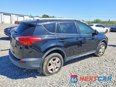 Trzecie zdjęcie samochodu z tyłu: 2015 TOYOTA RAV4 LE VIN:2T3ZFREV4FW131130 - miniatura