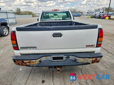 Zdjęcie 6 z 12 samochodu: 2005 GMC NEW SIERRA C1500 VIN:1GTEC14X65Z319870 - miniatura