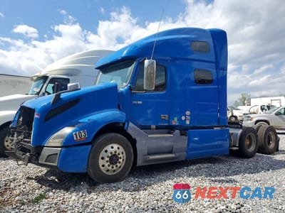 Drugie zdjęcie samochodu z przodu: 2019 VOLVO VNL SEMI TRUCK VIN:4V4NC9EH4KN215200 - miniatura