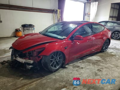 2022 TESLA MODEL 3 5YJ3E1EA9NF185390 - główne zdjęcie licytacji z USA - miniatura