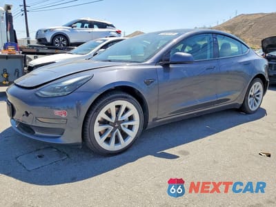 2023 TESLA MODEL 3 5YJ3E1EA7PF683736 - główne zdjęcie licytacji z USA - miniatura