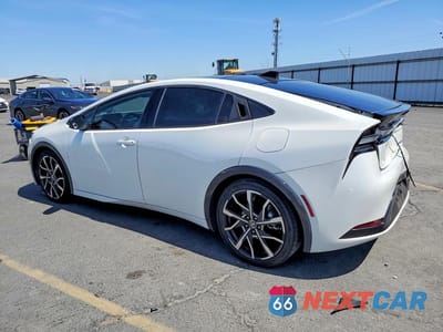 Drugie zdjęcie samochodu z przodu: 2024 TOYOTA PRIUS PRIME XSE VIN:JTDACACU6R3035296 - miniatura