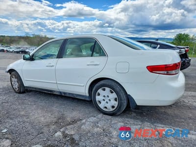 Drugie zdjęcie samochodu z przodu: 2004 HONDA ACCORD LX VIN:JHMCM56384C036375 - miniatura