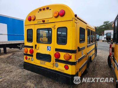 Czwarte zdjęcie samochodu z boku: 2006 THOMAS MINOTOUR E350 - SCHOOL BUS VIN:1FDSE35P36HA41357 - miniatura