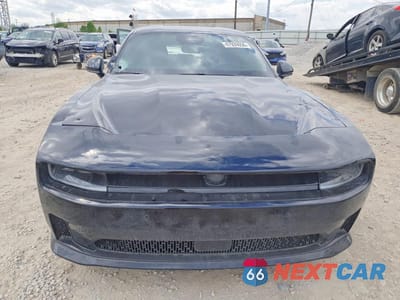 Piąte zdjęcie samochodu w środku: 2025 DODGE CHARGER DAYTONA R VIN:2C3CDBCK6SR543294 - miniatura