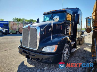Drugie zdjęcie samochodu z przodu: 2009 KENWORTH T660 SEMI TRUCK VIN:1XKADB9X09J221288 - miniatura
